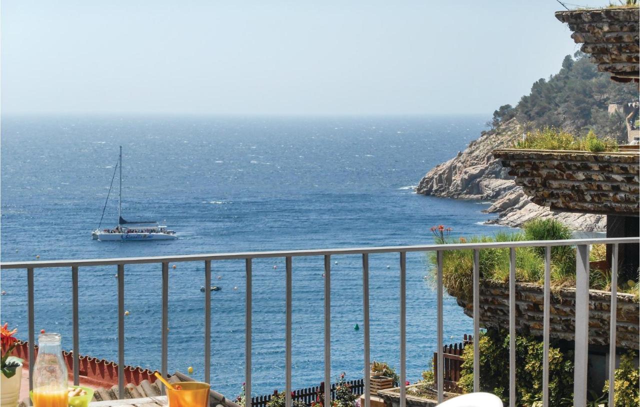 2 Bedroom Amazing Apartment In Tossa De Mar Exteriör bild