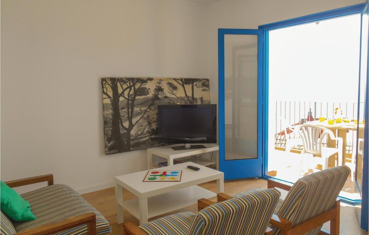 2 Bedroom Amazing Apartment In Tossa De Mar Exteriör bild